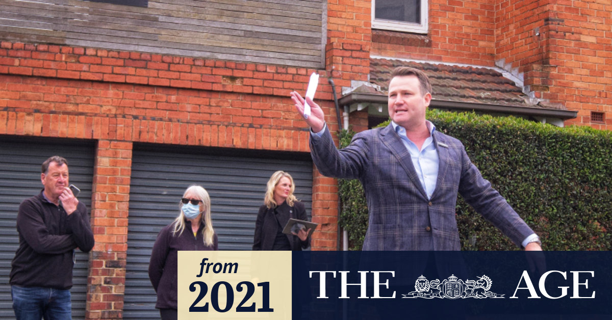 Melbourne housing affordability plummets, women hit hardest